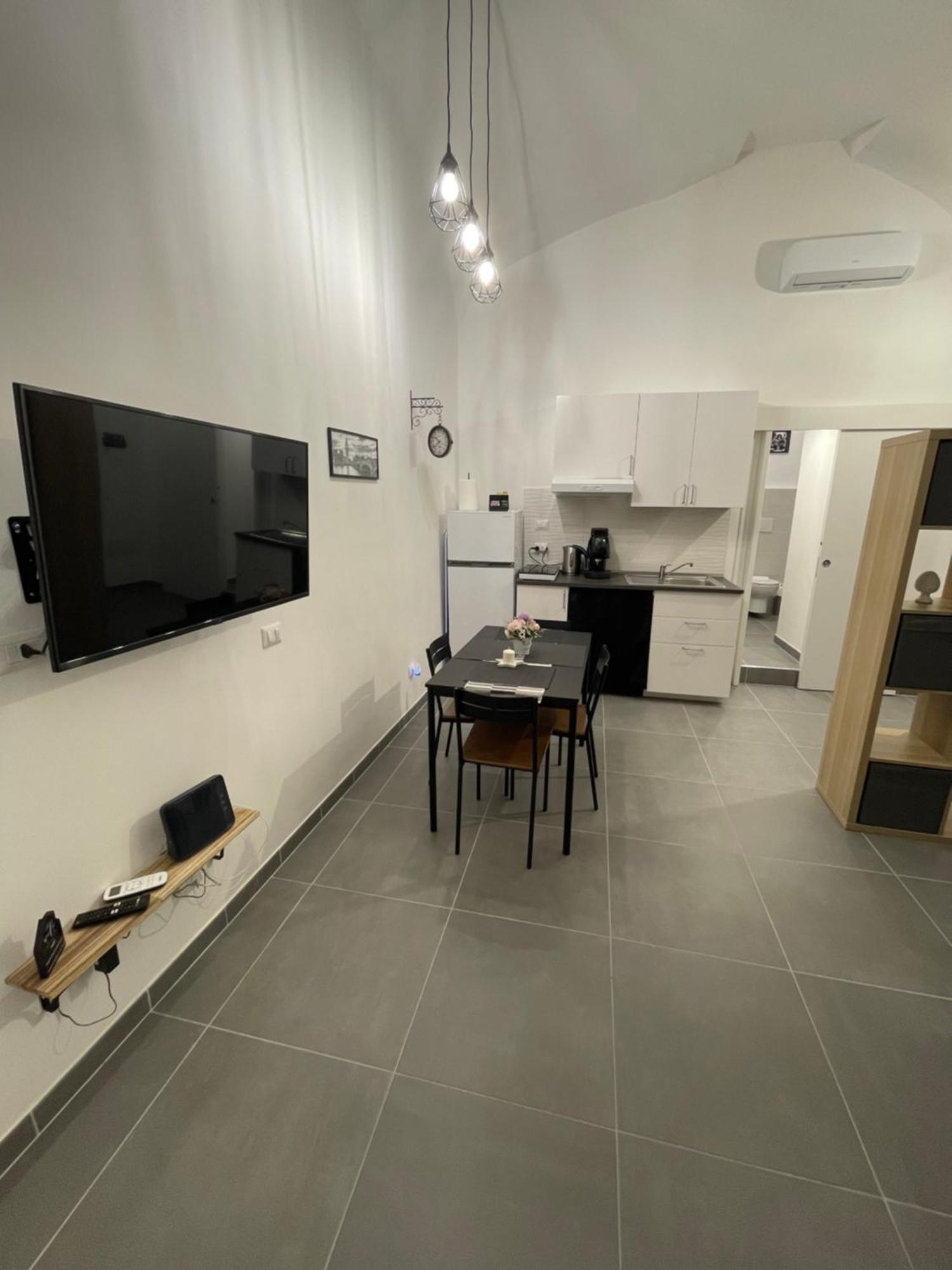 La Maison Di Elena Napels Buitenkant foto