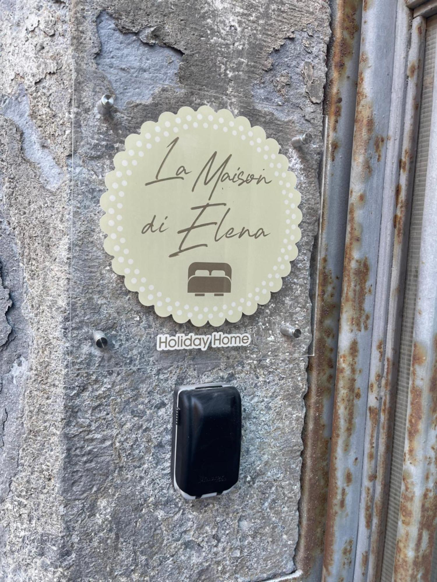 La Maison Di Elena Napels Buitenkant foto